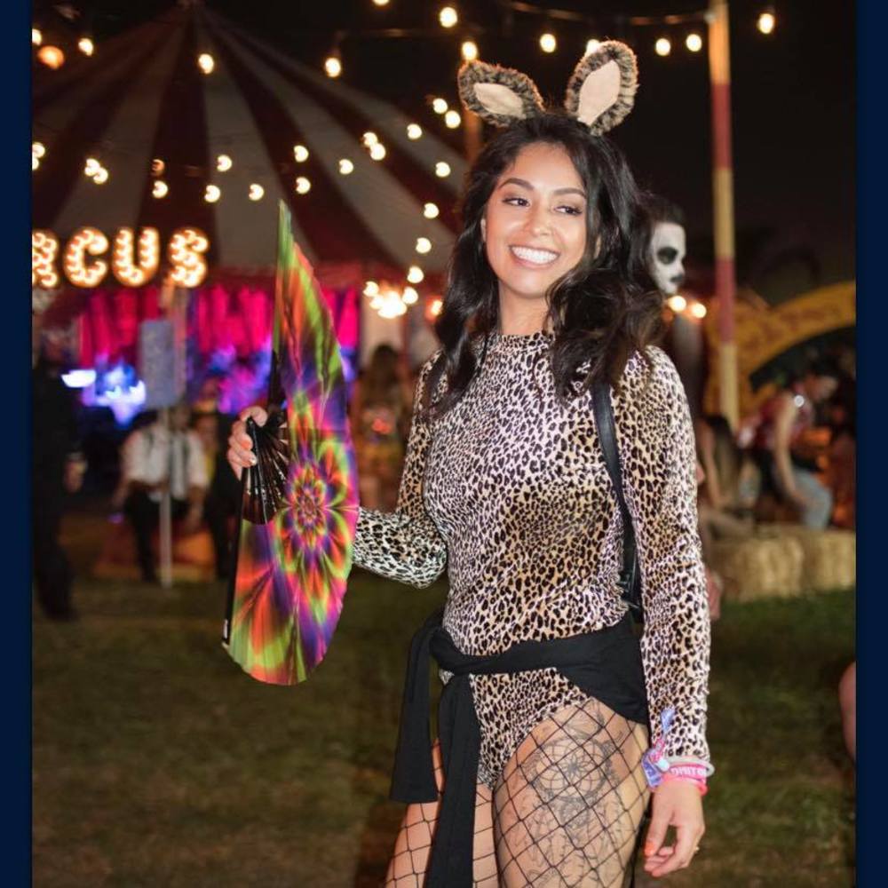 Meet your Posher, Yessica